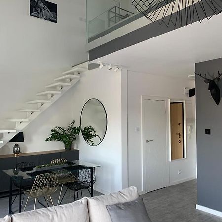 Ekskluzywny Penthouse Z Ogrodem W Centrum Lodzi Luaran gambar